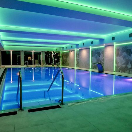 Krol Plaza Spa & Wellness ยารอสวาเวียซ ภายนอก รูปภาพ